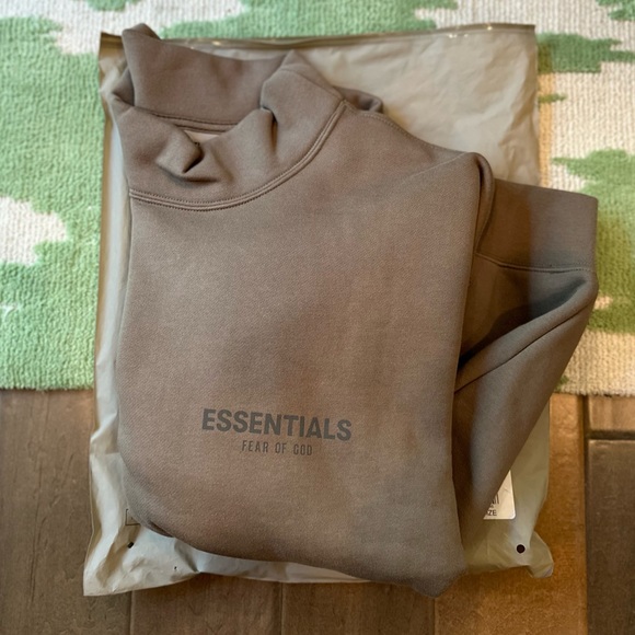 ESSENTIALS - Fear of God Hoodie - Sweatshirt - SIZE SMALL **BRAND NEW IN BAG** - Picture 3 of 8